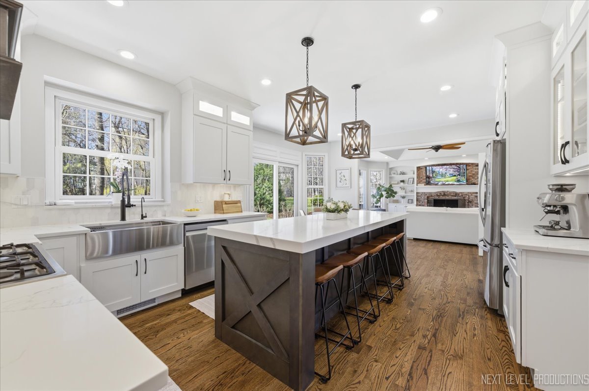 1601 King Edward Avenue