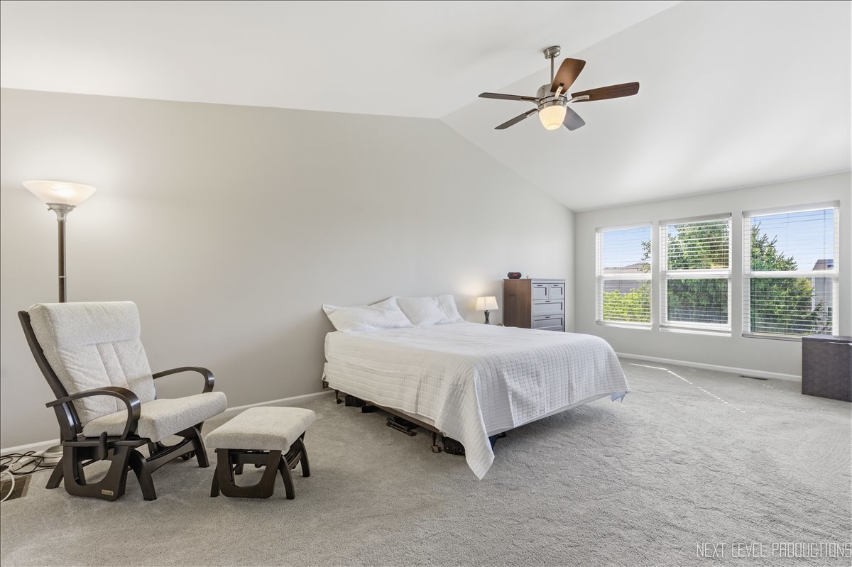 1142 Midnight Place
