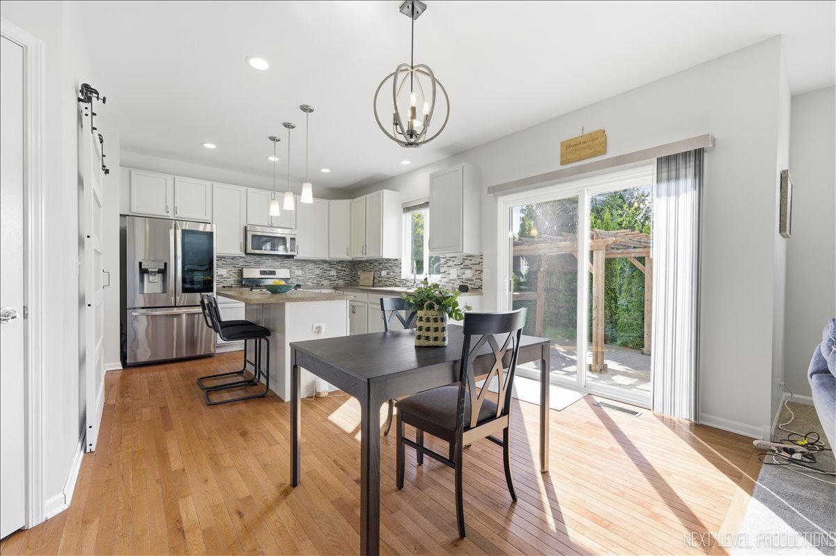 1142 Midnight Place
