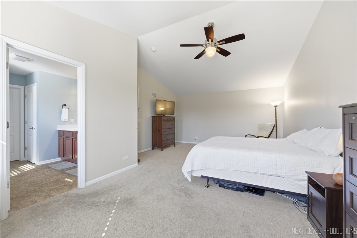 1142 Midnight Place