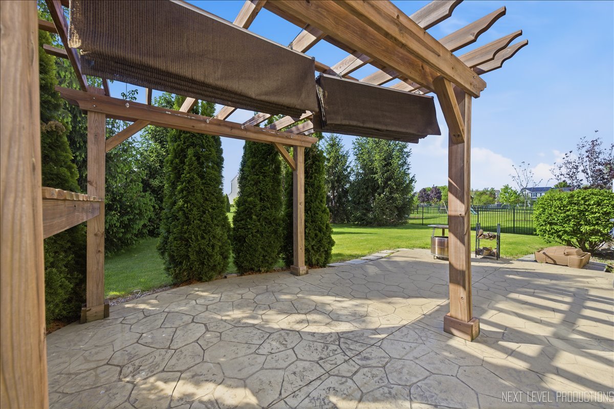 1142 Midnight Place