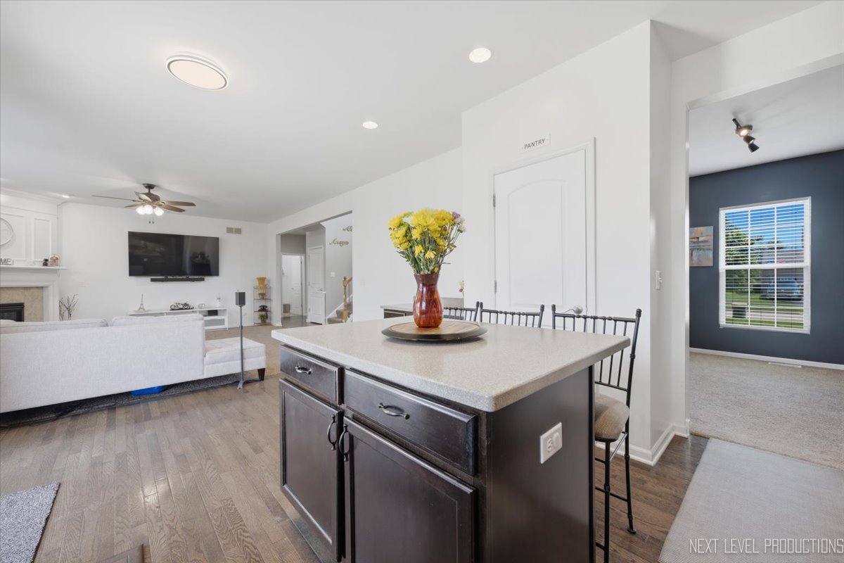 2427 Emerald Lane