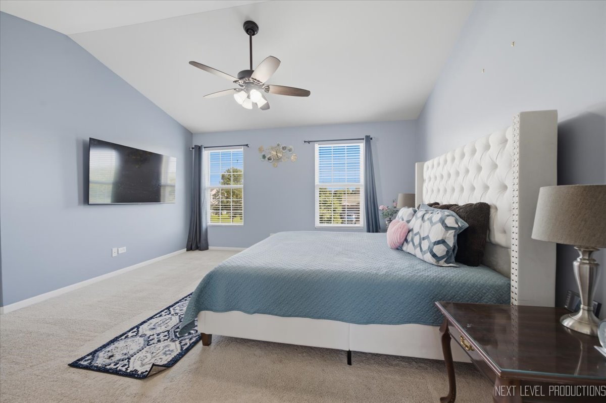 2427 Emerald Lane