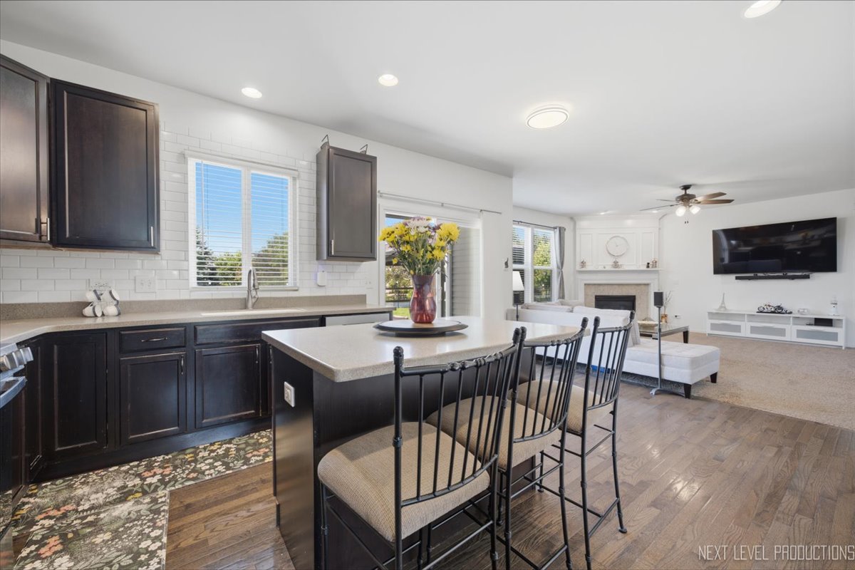 2427 Emerald Lane