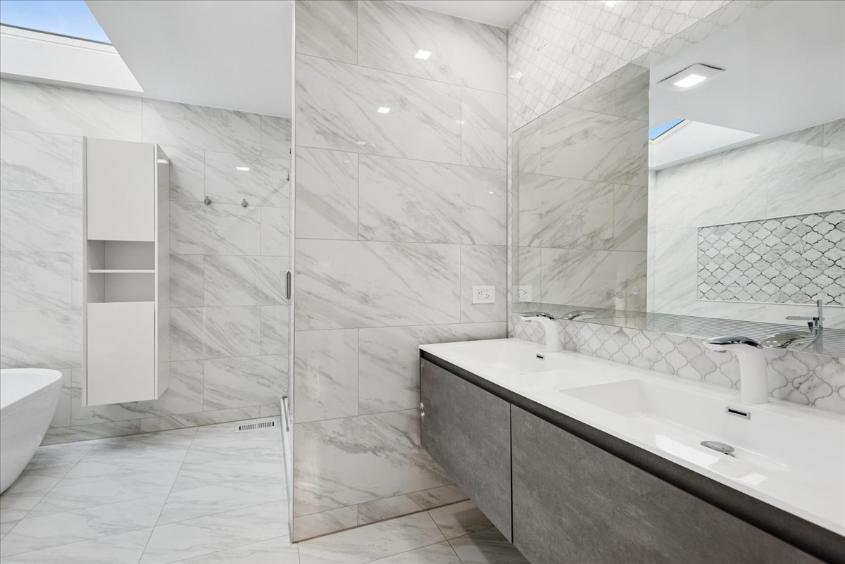505 Rue Royale