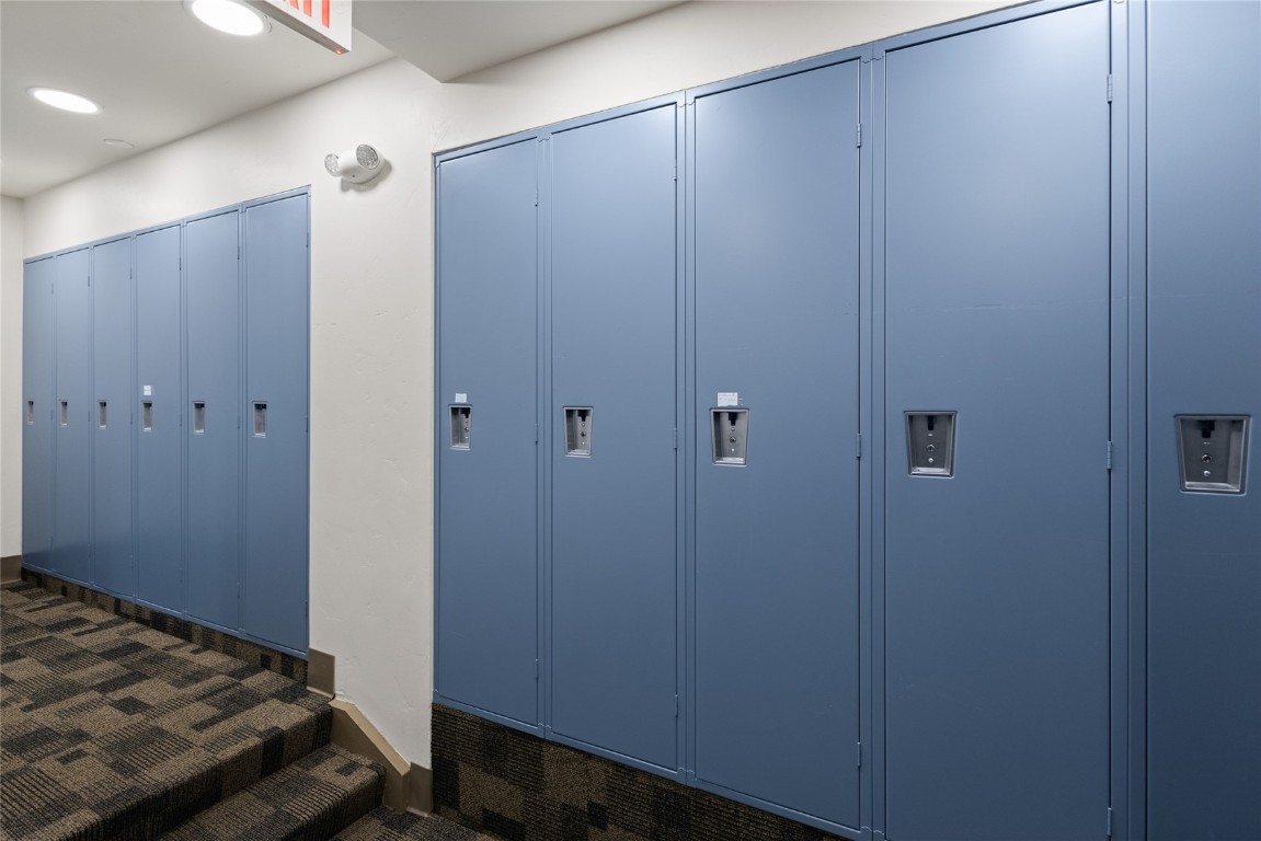 2800 Eagleridge DRIVE B2