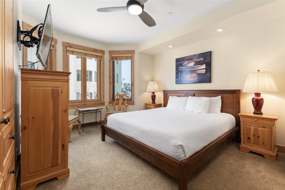 2800 Eagleridge DRIVE B2