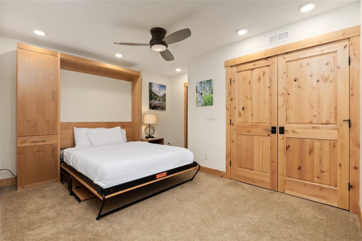 2800 Eagleridge DRIVE B2