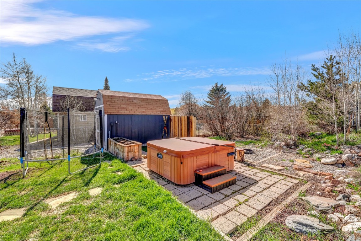 40521 Steamboat DRIVE