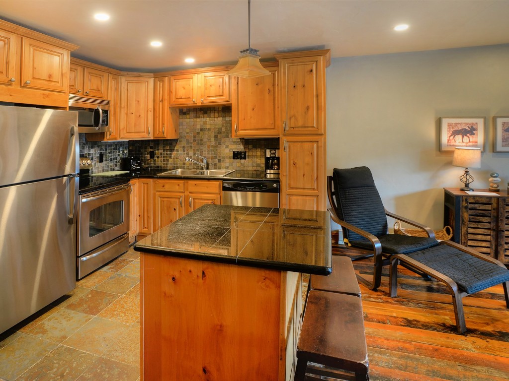 2350 Ski Trail LANE 111