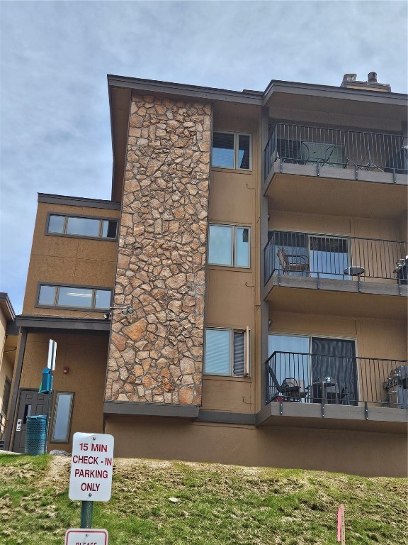 2350 Ski Trail LANE 111