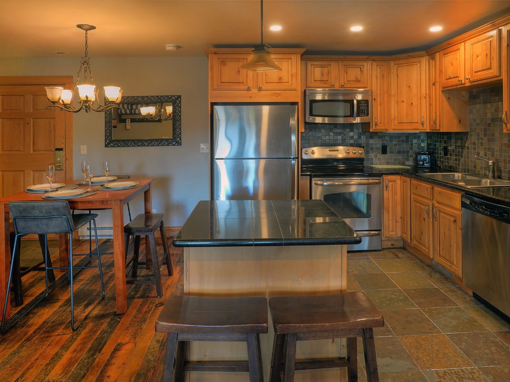 2350 Ski Trail LANE 111