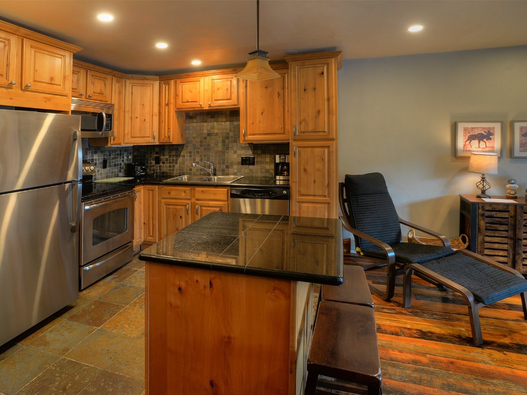 2350 Ski Trail LANE 111