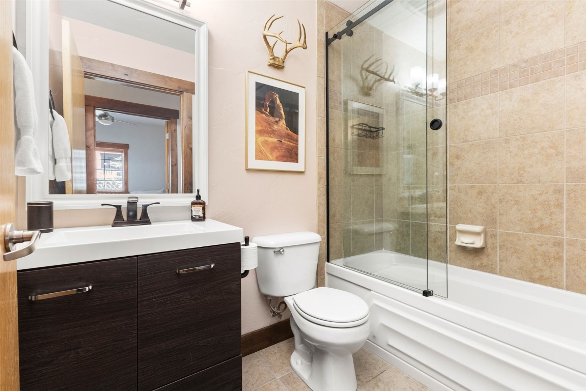 3330 Columbine DRIVE 1003