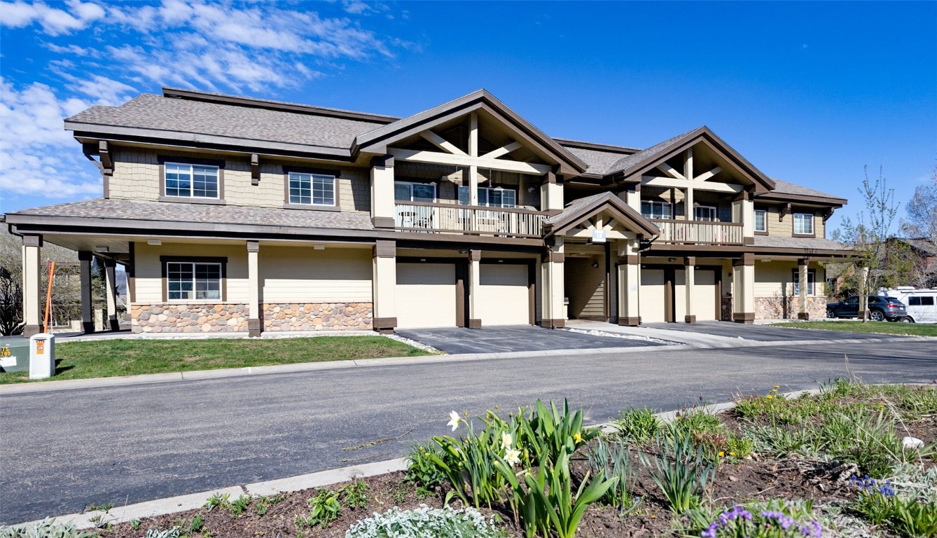 3330 Columbine DRIVE 1003