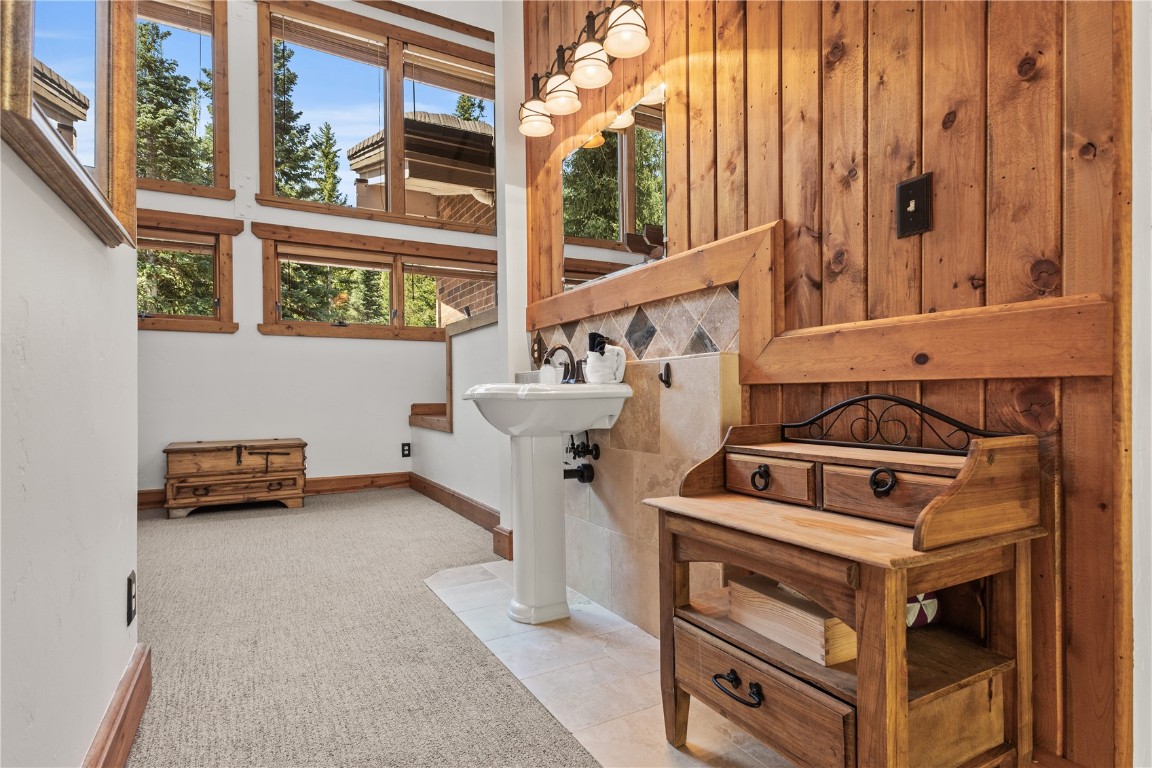 2747 Burgess Creek ROAD 6