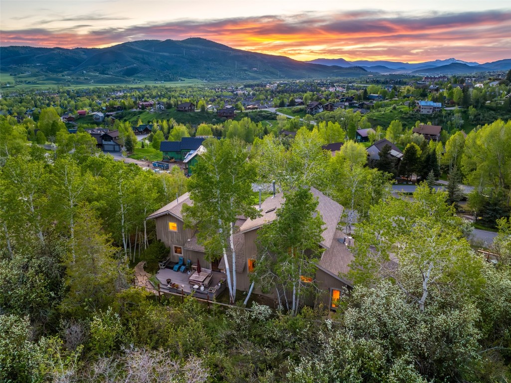 2430 Val Disere CIRCLE