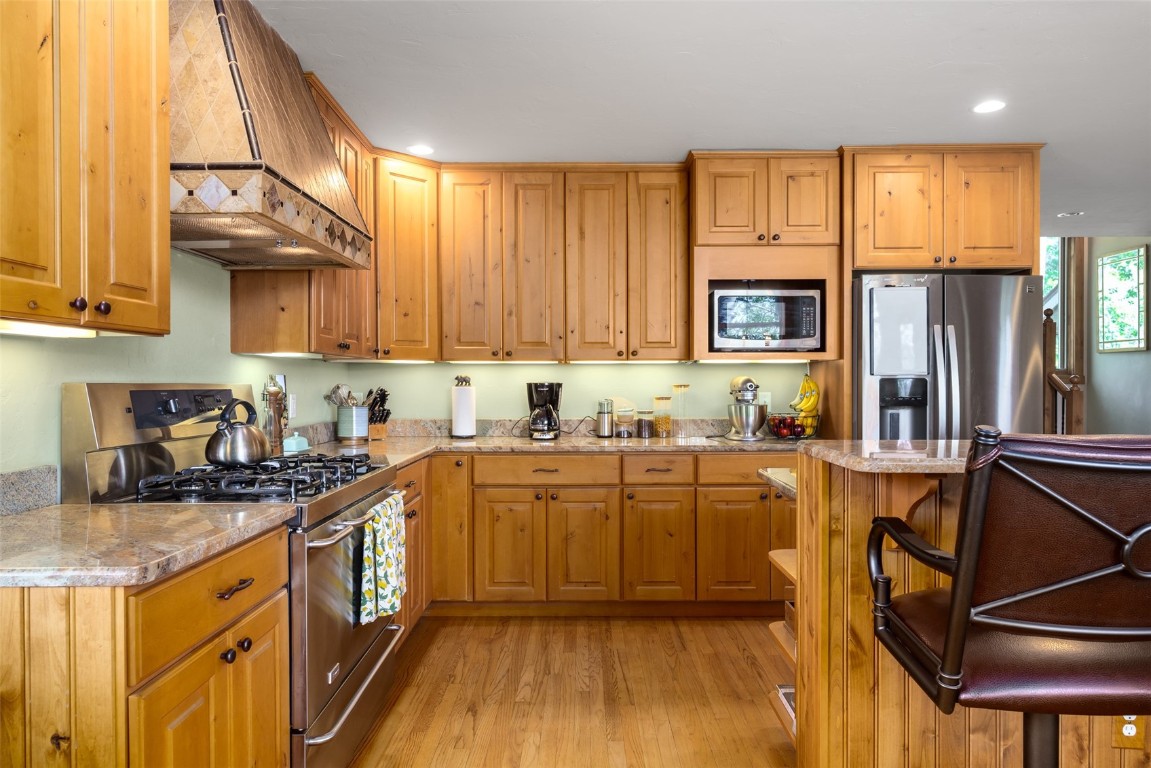 2430 Val Disere CIRCLE