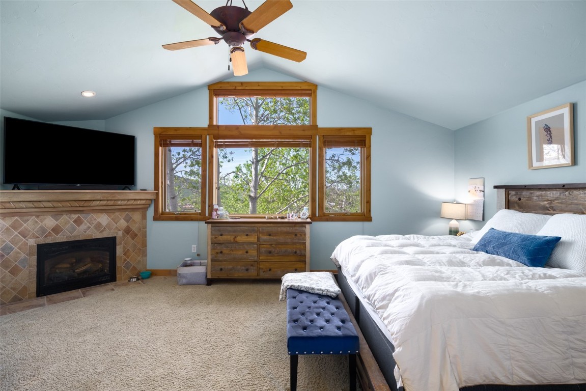 2430 Val Disere CIRCLE