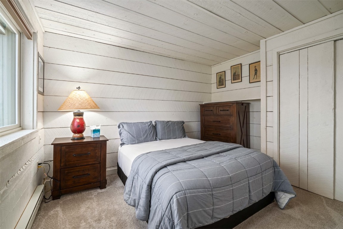 2430 Val Disere CIRCLE