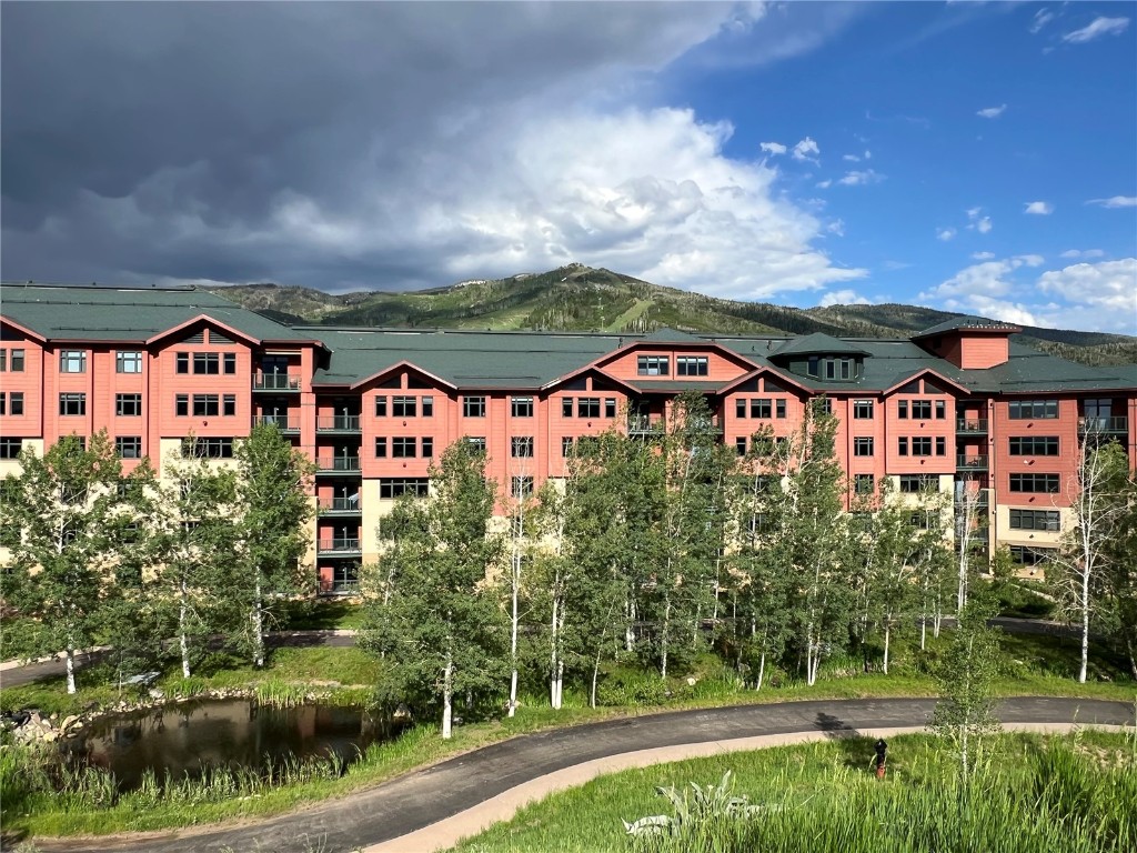 2300 Mt Werner CIRCLE 246