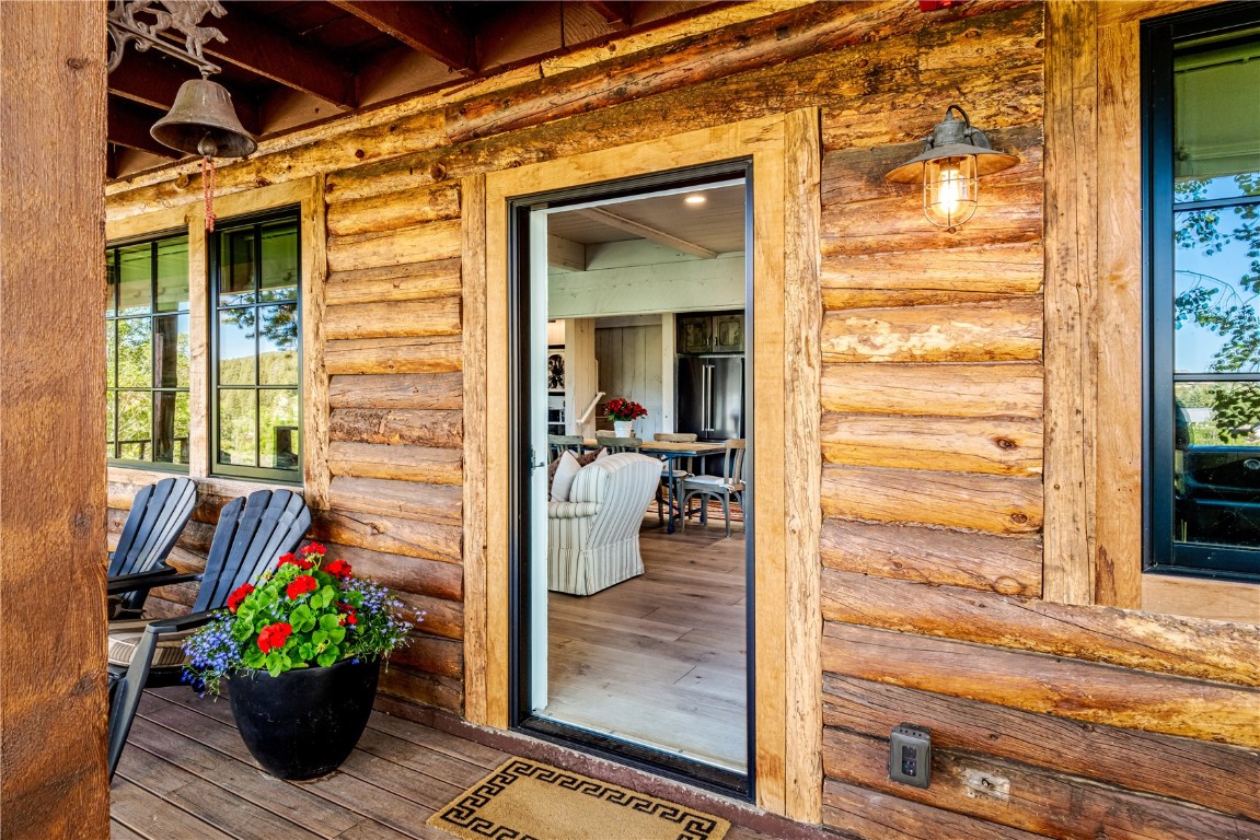 990 N Larimer STREET