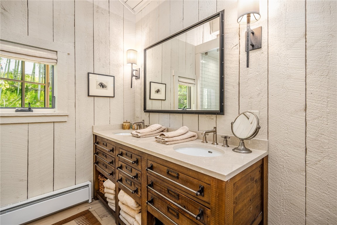 990 N Larimer STREET