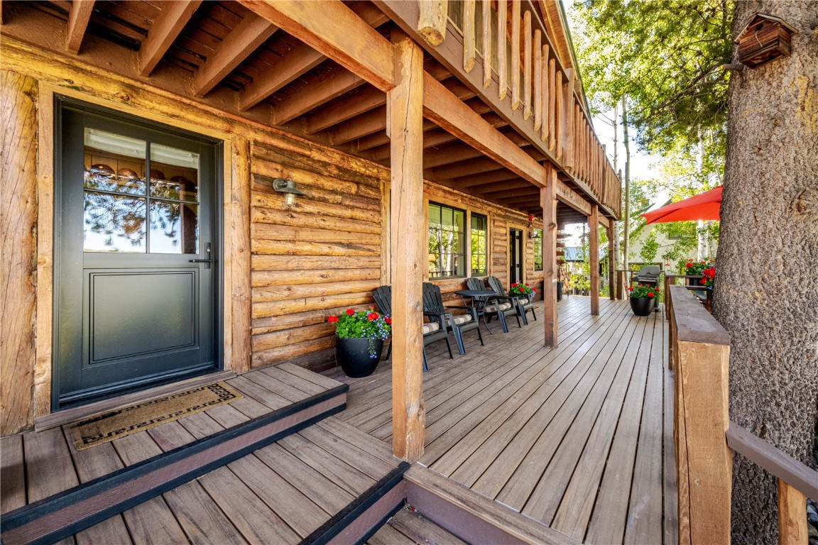 990 N Larimer STREET