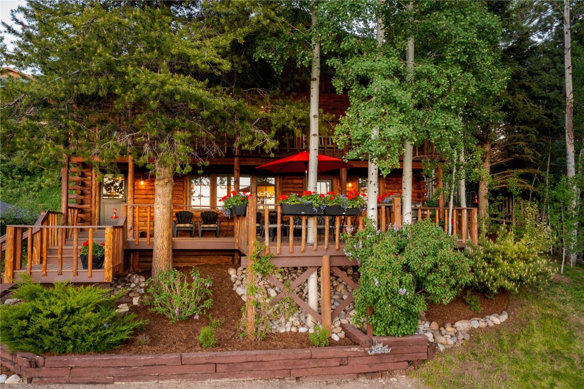 990 N Larimer STREET