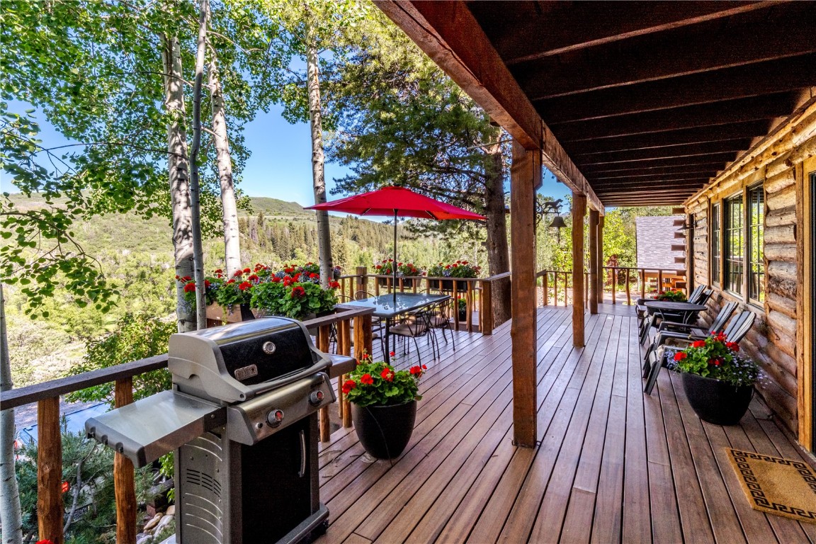 990 N Larimer STREET