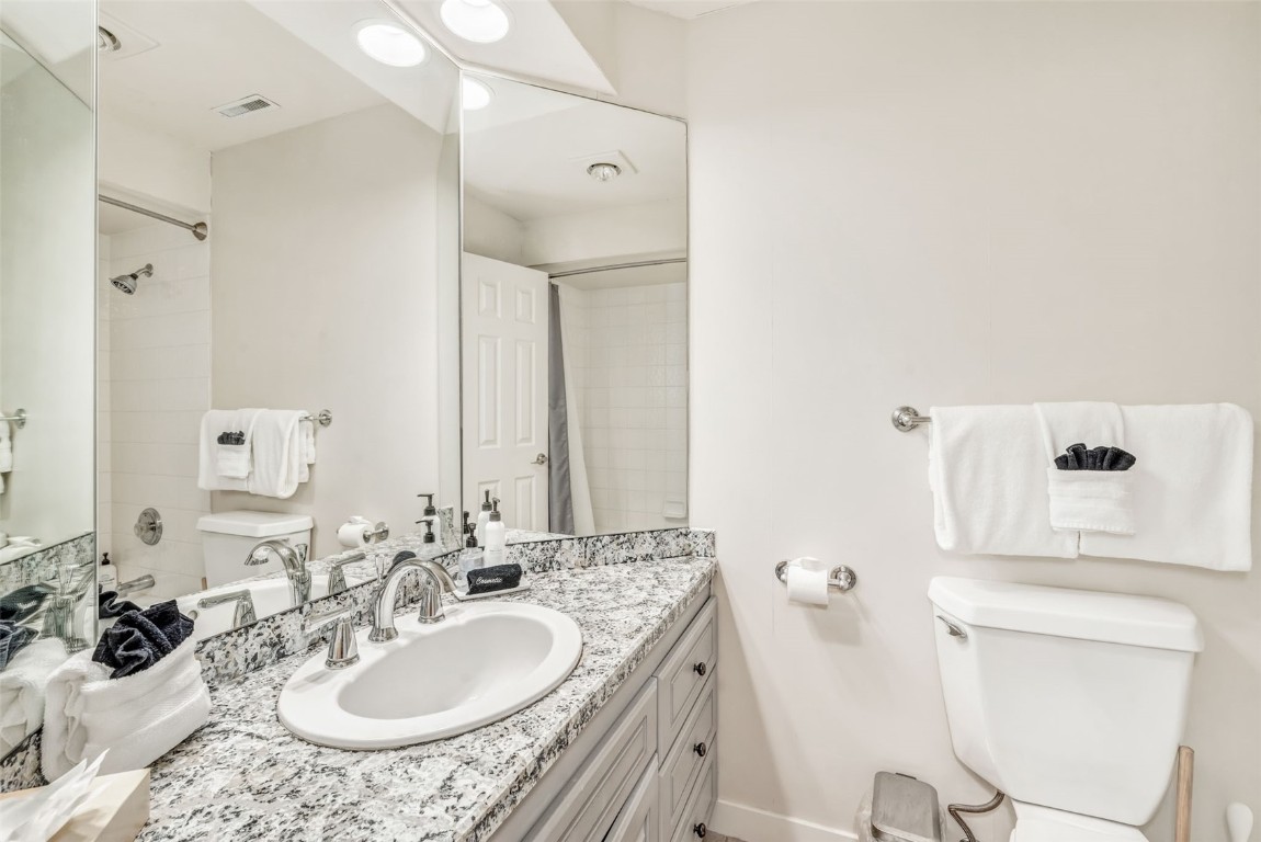 2800 Eagleridge DRIVE C2