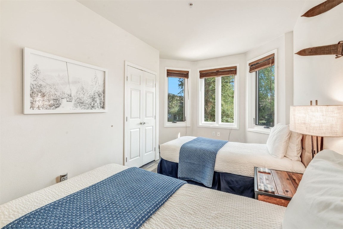 2800 Eagleridge DRIVE C2