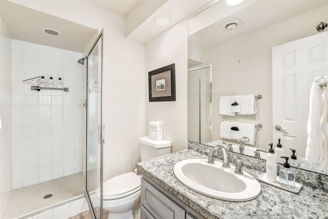 2800 Eagleridge DRIVE C2