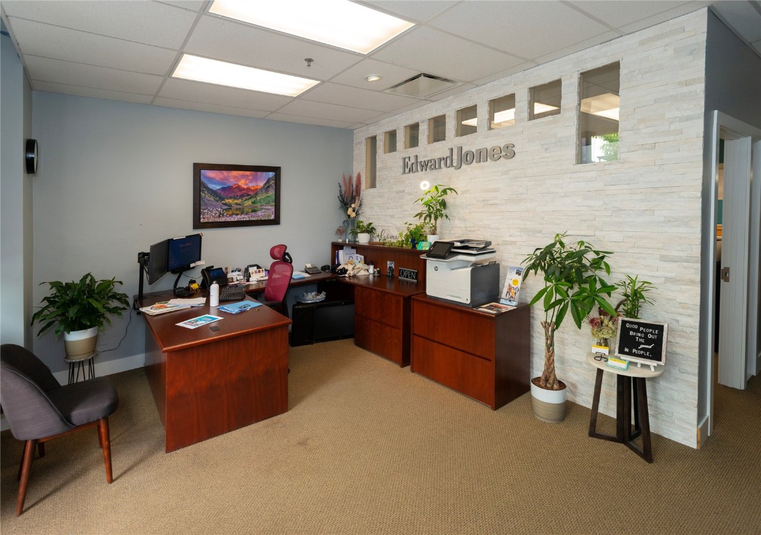 601 Lincoln AVENUE C5