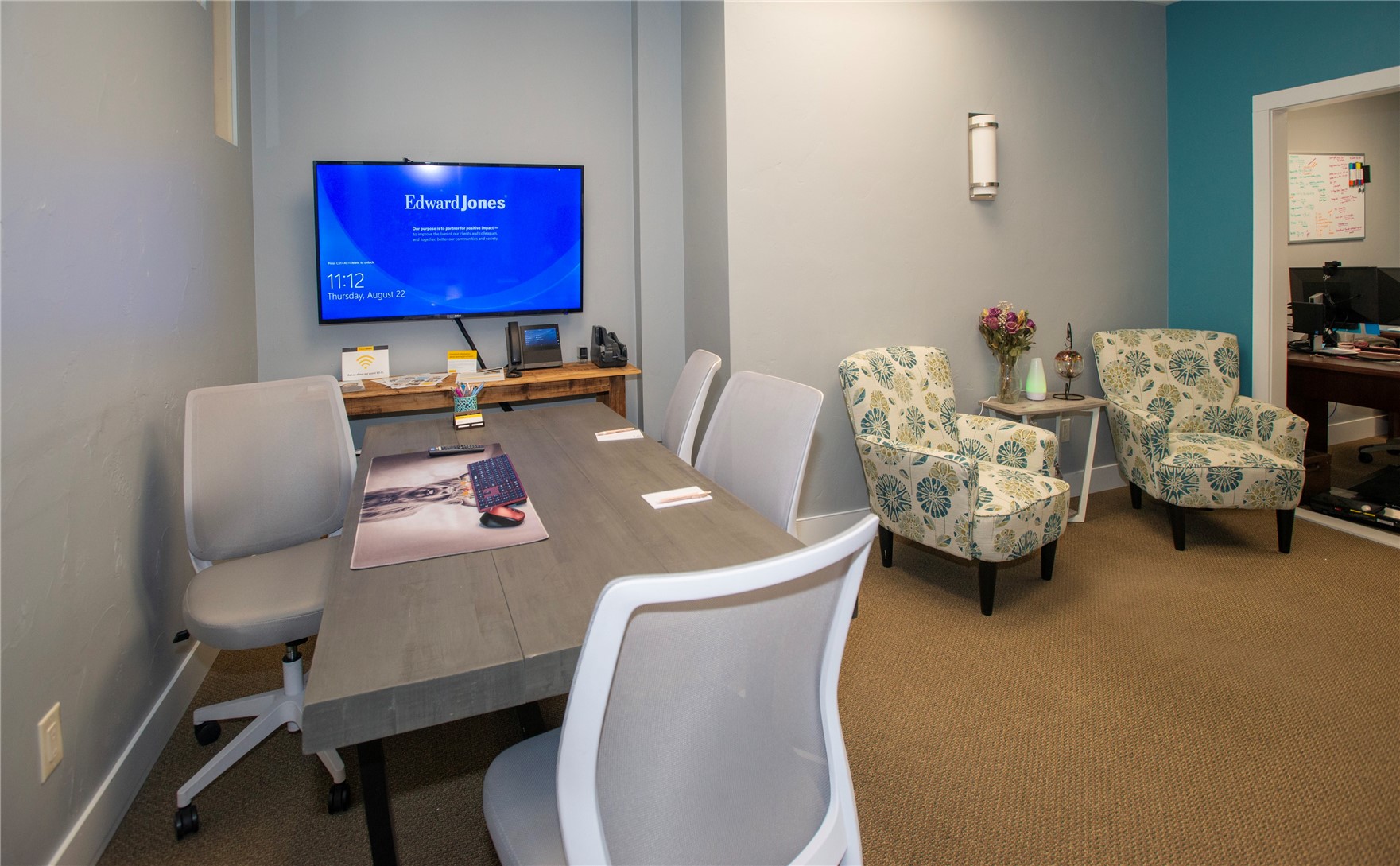 601 Lincoln AVENUE C5