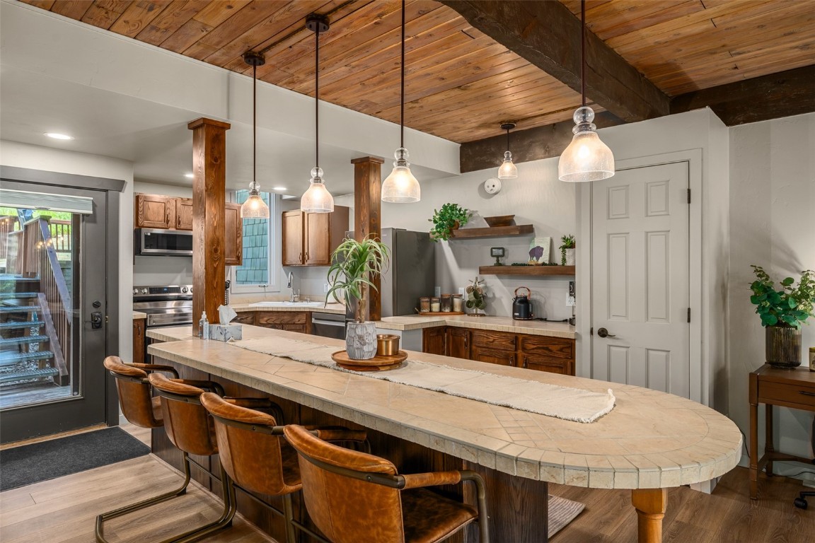 2470 Apres Ski WAY A102