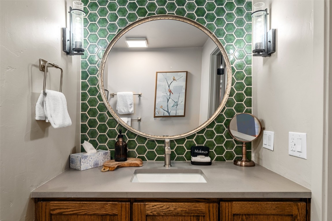 2470 Apres Ski WAY A102