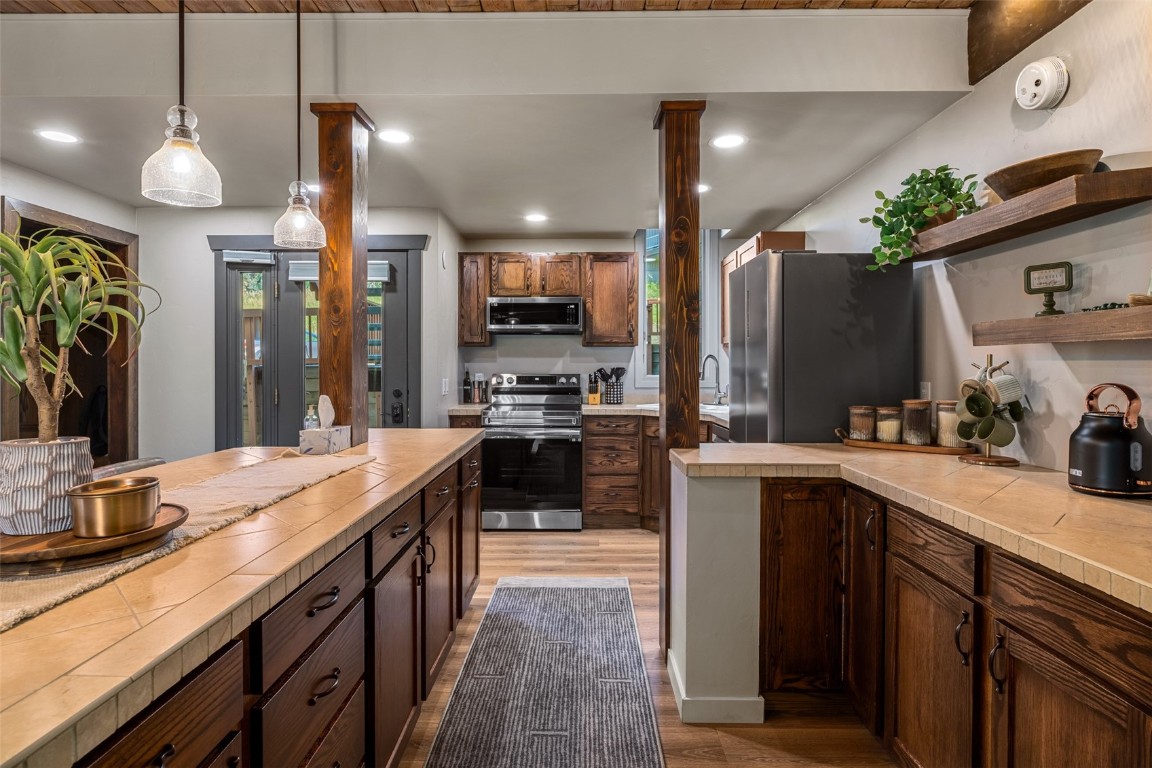 2470 Apres Ski WAY A102