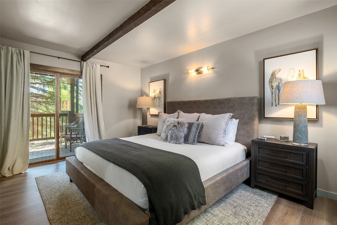 2470 Apres Ski WAY A102