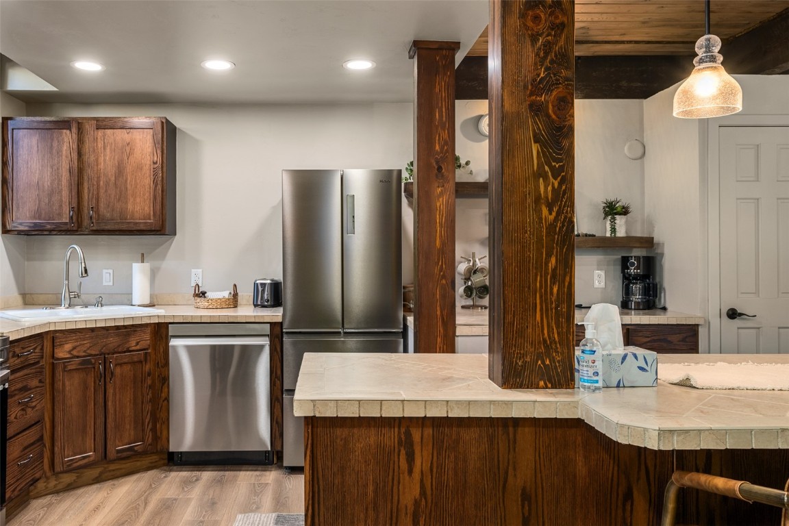 2470 Apres Ski WAY A102