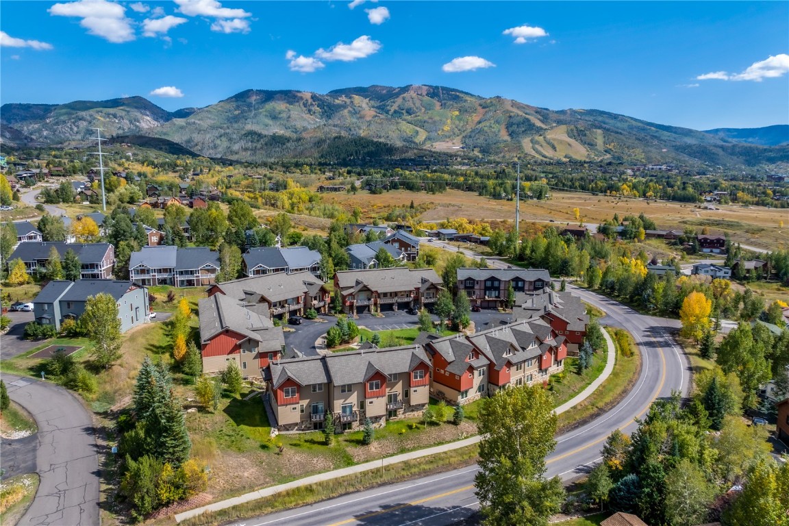 651 Clermont CIRCLE 651