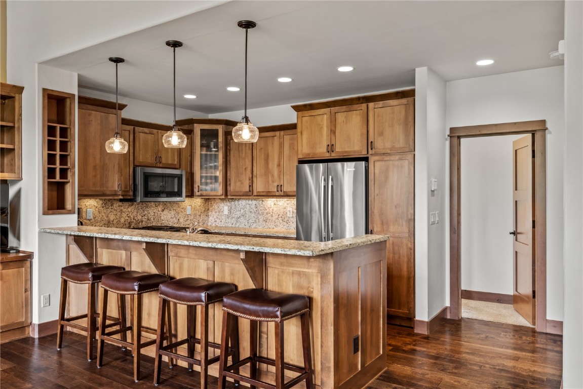 651 Clermont CIRCLE 651