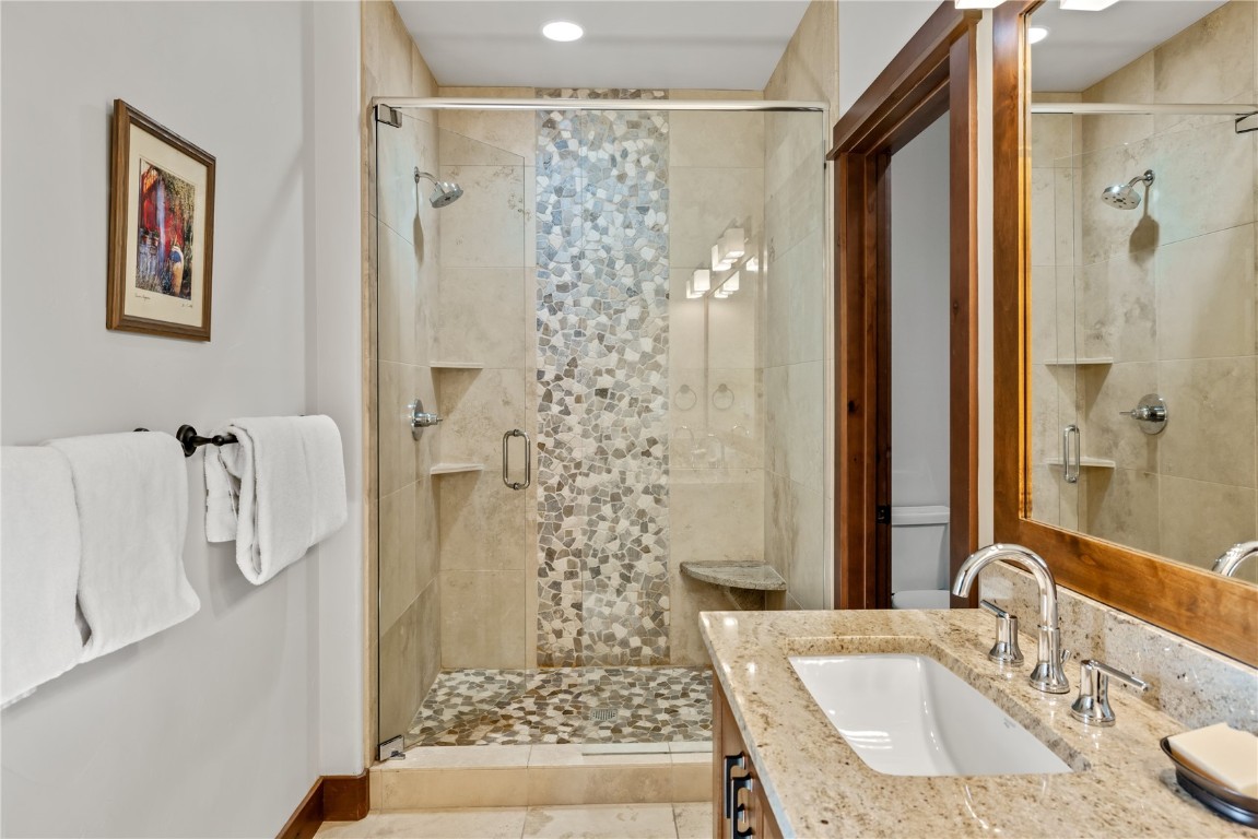 651 Clermont CIRCLE 651