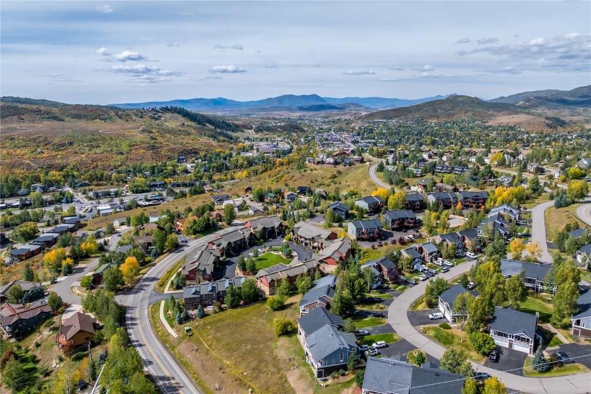 651 Clermont CIRCLE 651