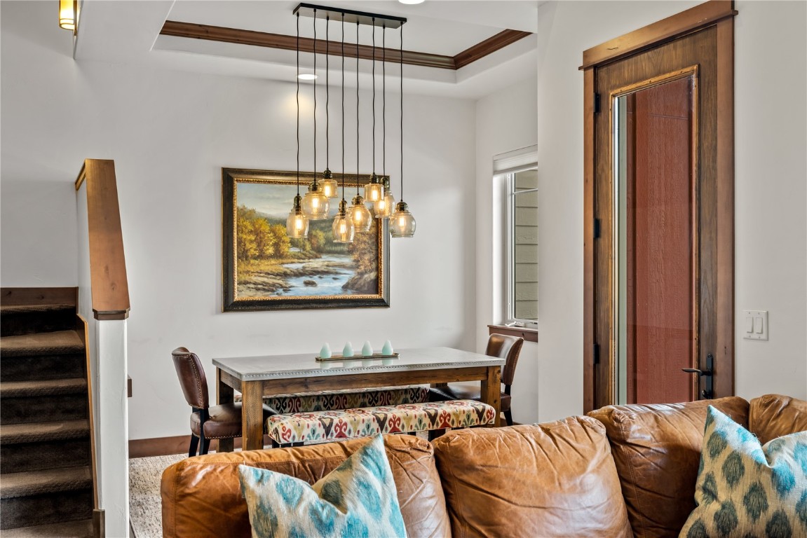 651 Clermont CIRCLE 651