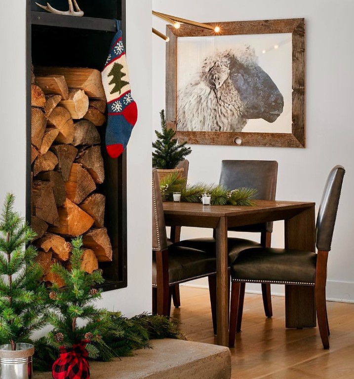 1975 Fish Creek Falls ROAD