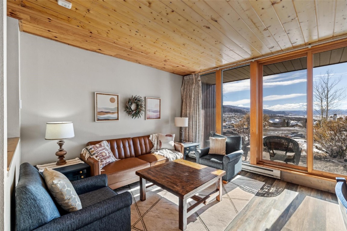 2130 Mount Werner CIRCLE 3305