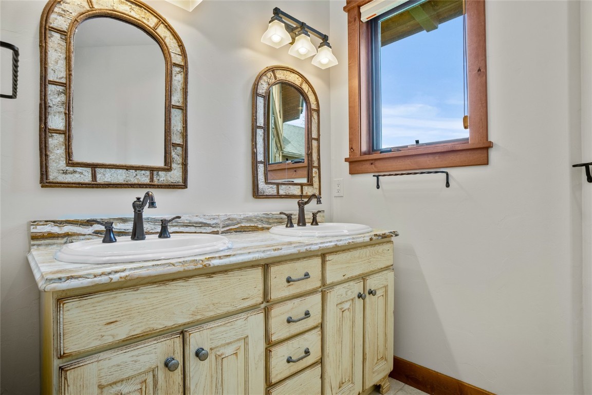 34225 State Highway 131