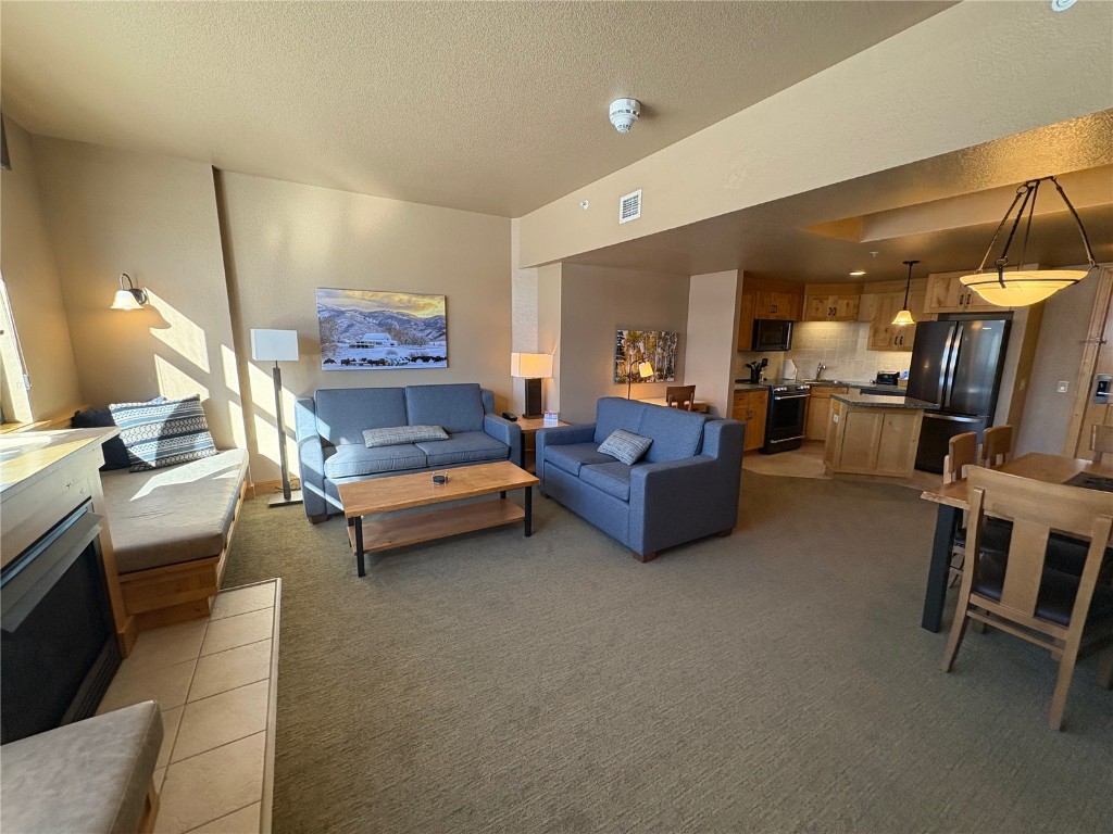 2300 Mt. Werner CIRCLE 333