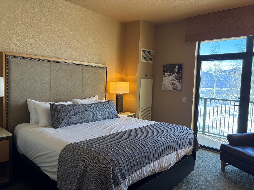 2300 Mt. Werner CIRCLE 333